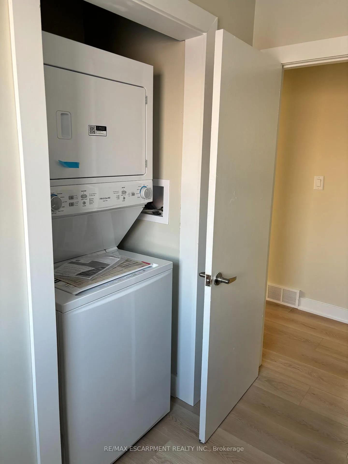 Photo 9 of Unit Main, 98 Brady Street, Port Colborne, Main Street — HOMEH