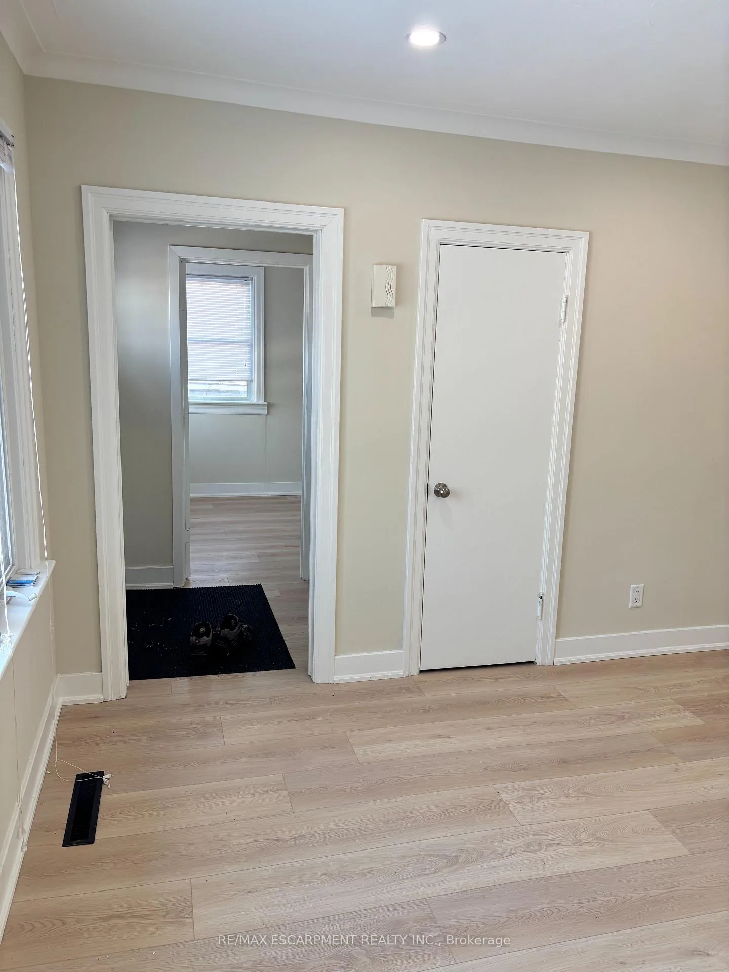 Photo 12 of Unit Main, 98 Brady Street, Port Colborne, Main Street — HOMEH