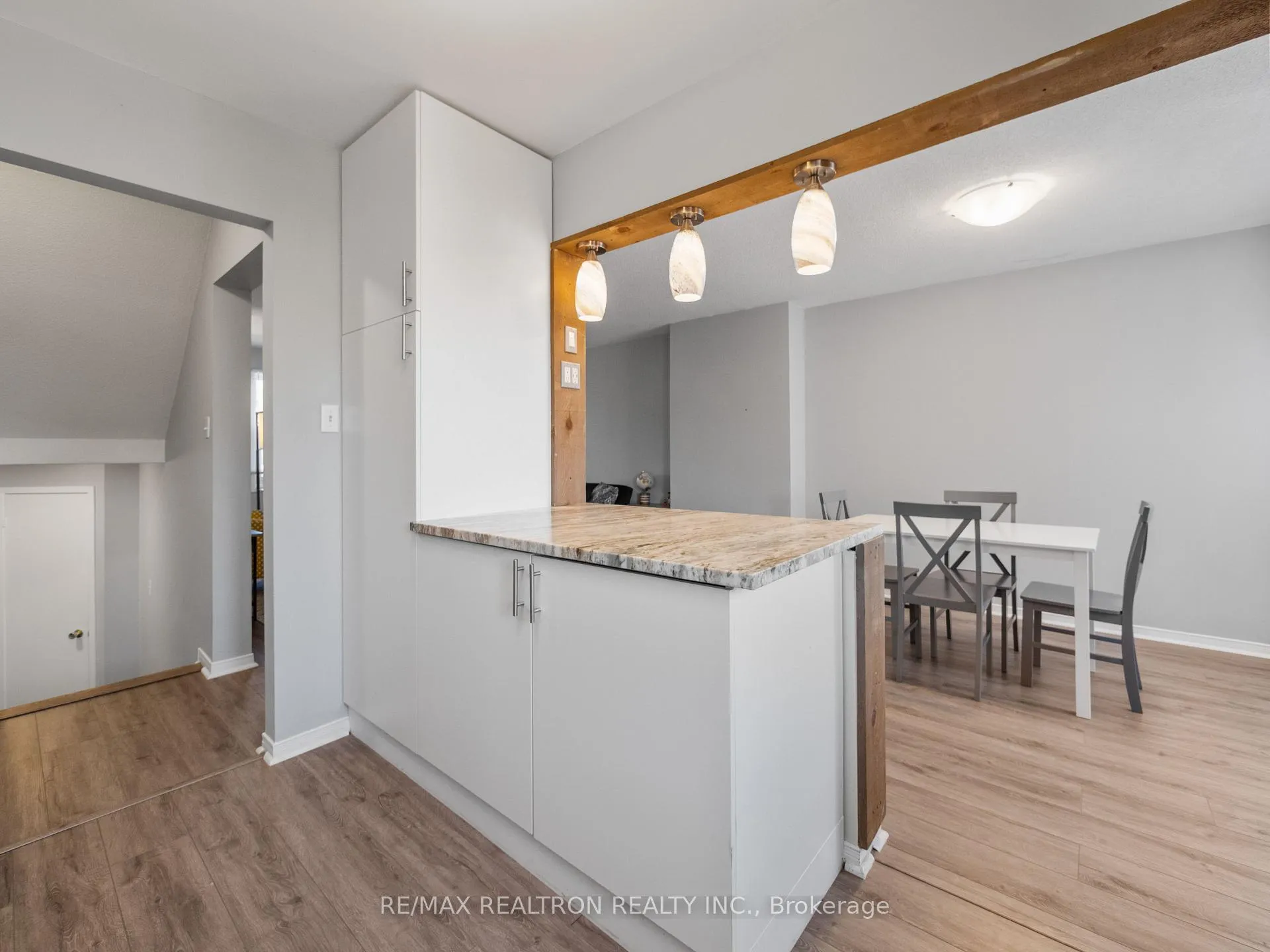 Photo 11 of 2133 Ferguson Street, Innisfil, Alcona — HOMEH