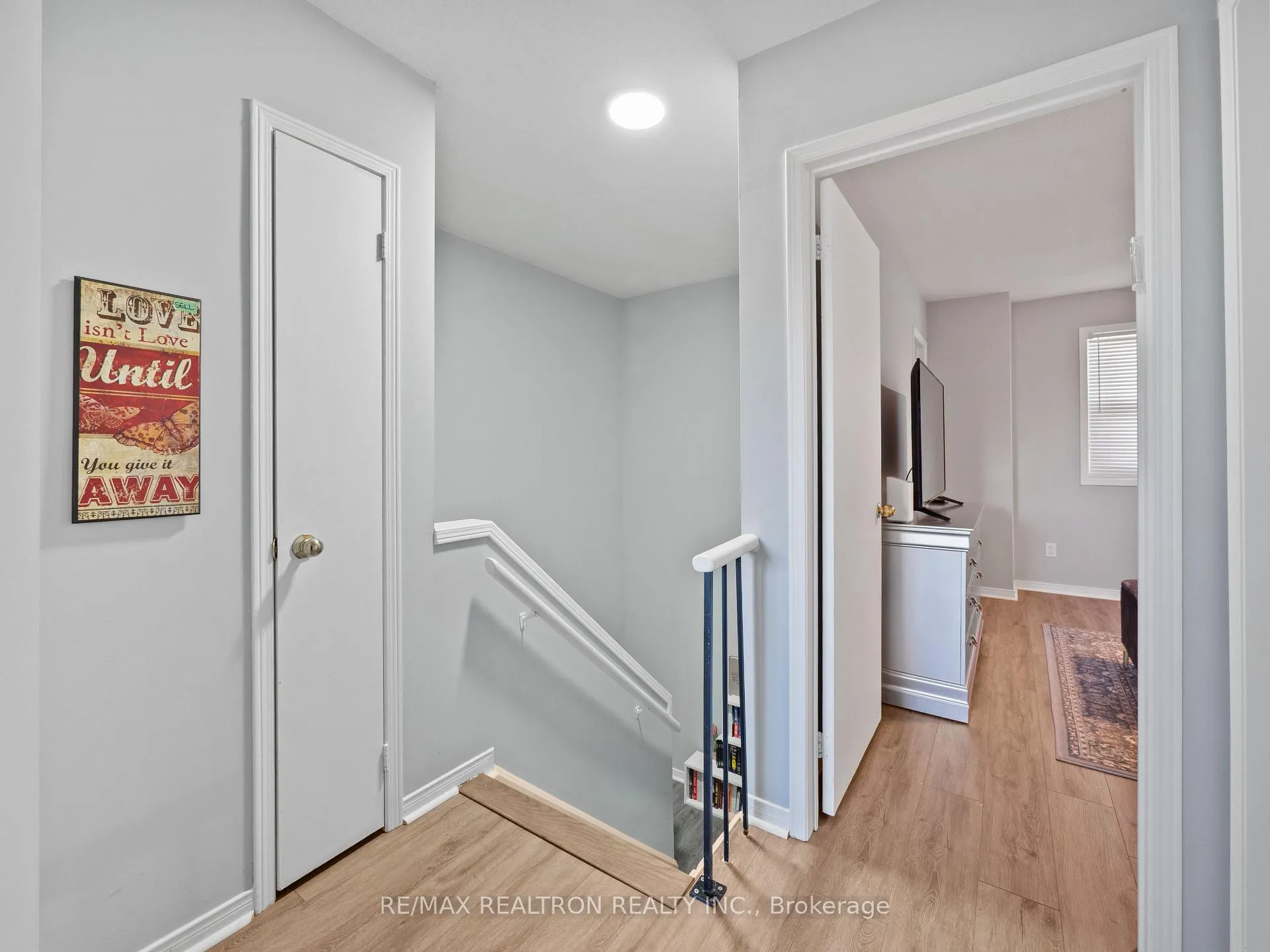 Photo 13 of 2133 Ferguson Street, Innisfil, Alcona — HOMEH