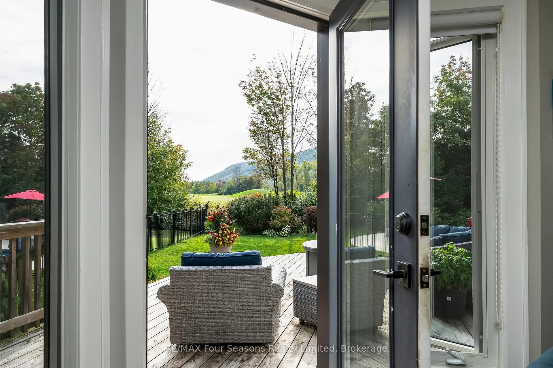 Photo 17 of 159 Indian Circle, Blue Mountains — HOMEH