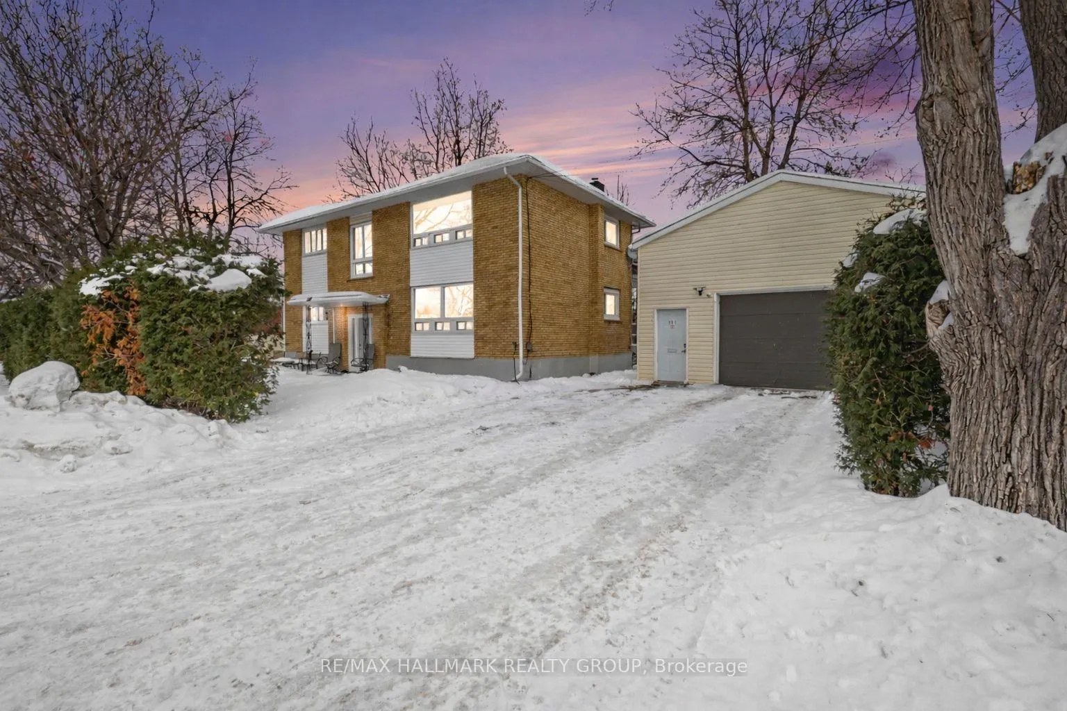 Photo 1 of 981 Larkin Street, Ottawa, Carlington — HOMEH