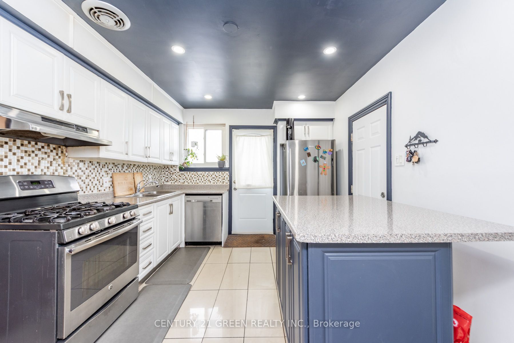 Photo 18 of 9 Ridgetop Avenue, Brampton, Northwood Park — HOMEH