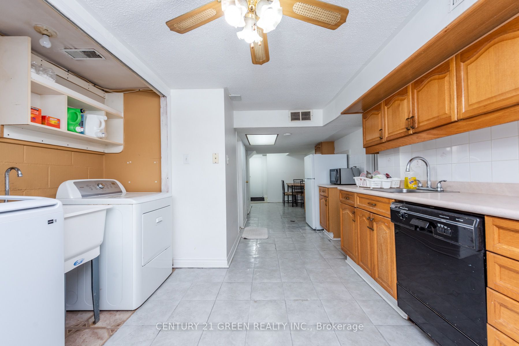 Photo 32 of 9 Ridgetop Avenue, Brampton, Northwood Park — HOMEH