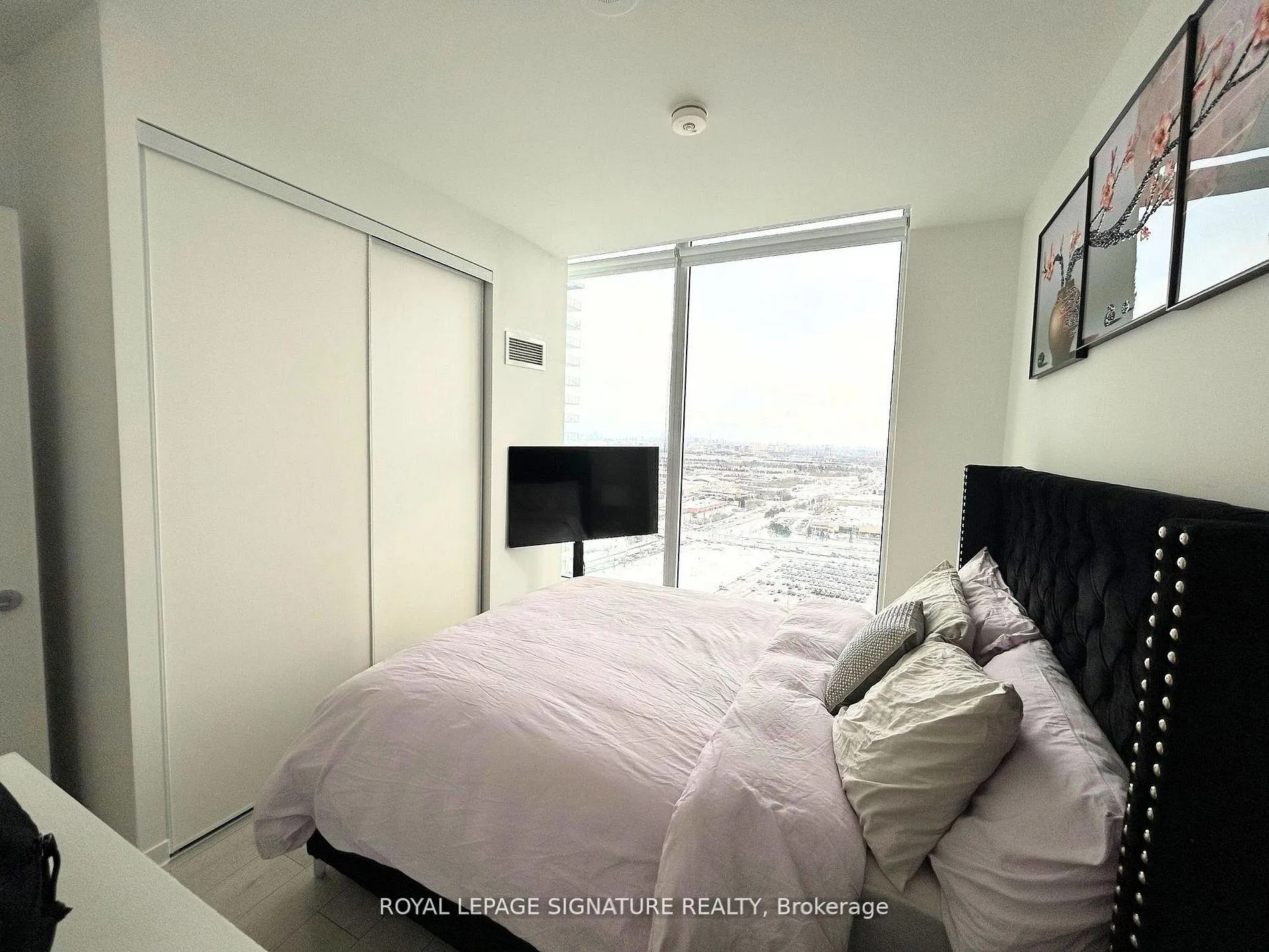 Photo 13 of Unit 3206, 950 Portage Parkway, Vaughan, Vaughan Corporate Centre — HOMEH