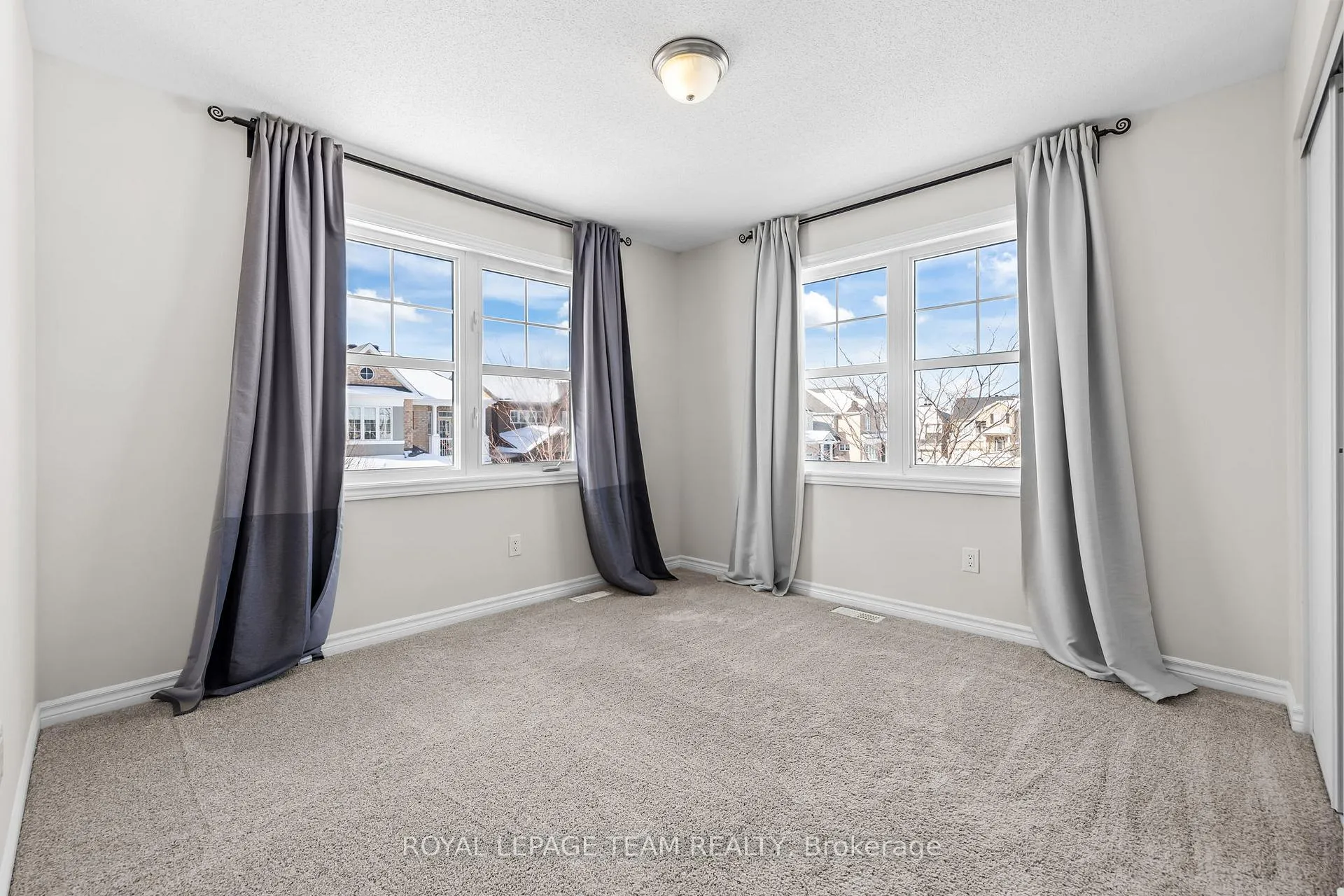 Photo 25 of 1001 Shimmerton Circle, Ottawa, Kanata - Emerald Meadows/Trailwest — HOMEH