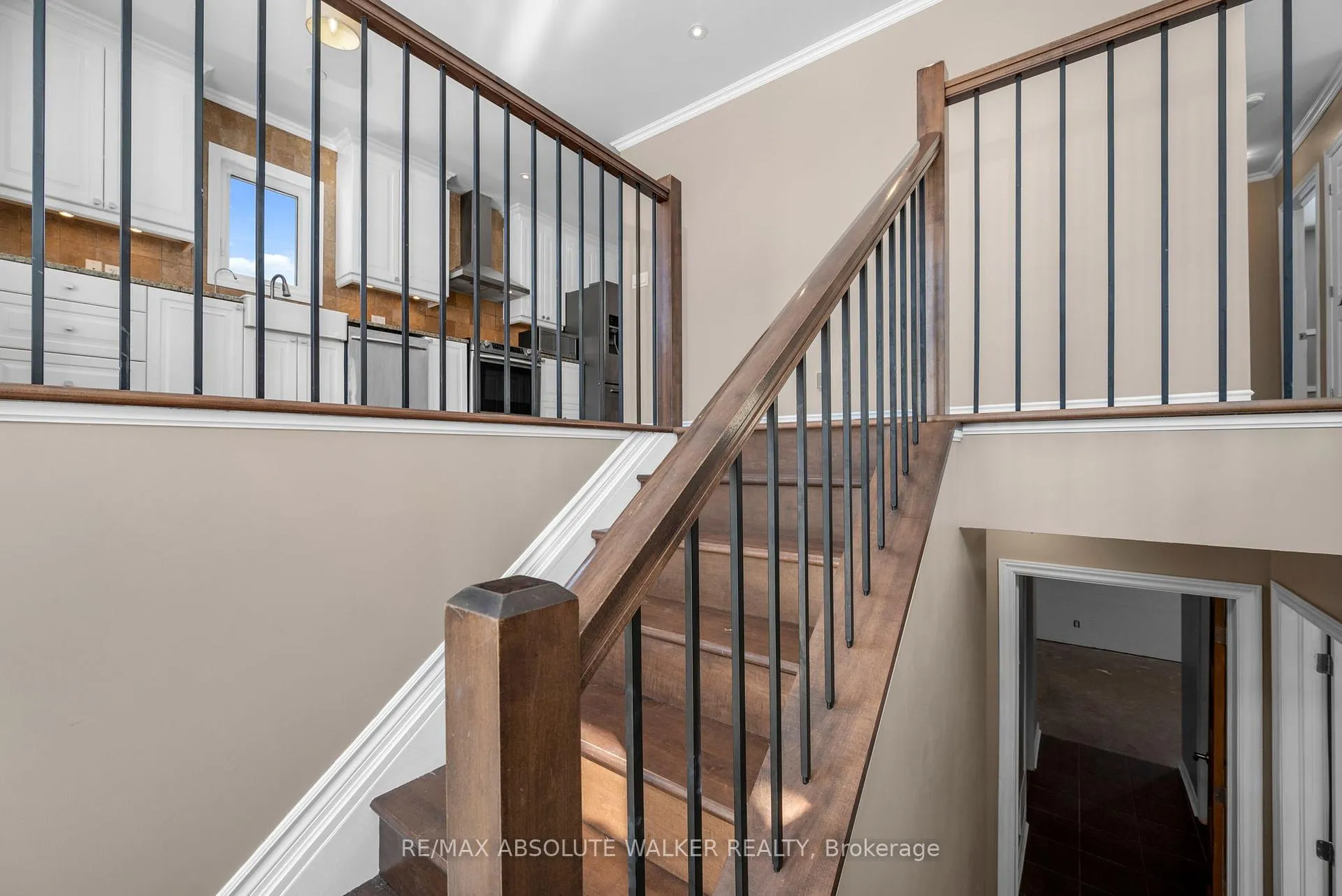 Photo 3 of 1095 Morin Road, Ottawa, Cumberland Estates — HOMEH