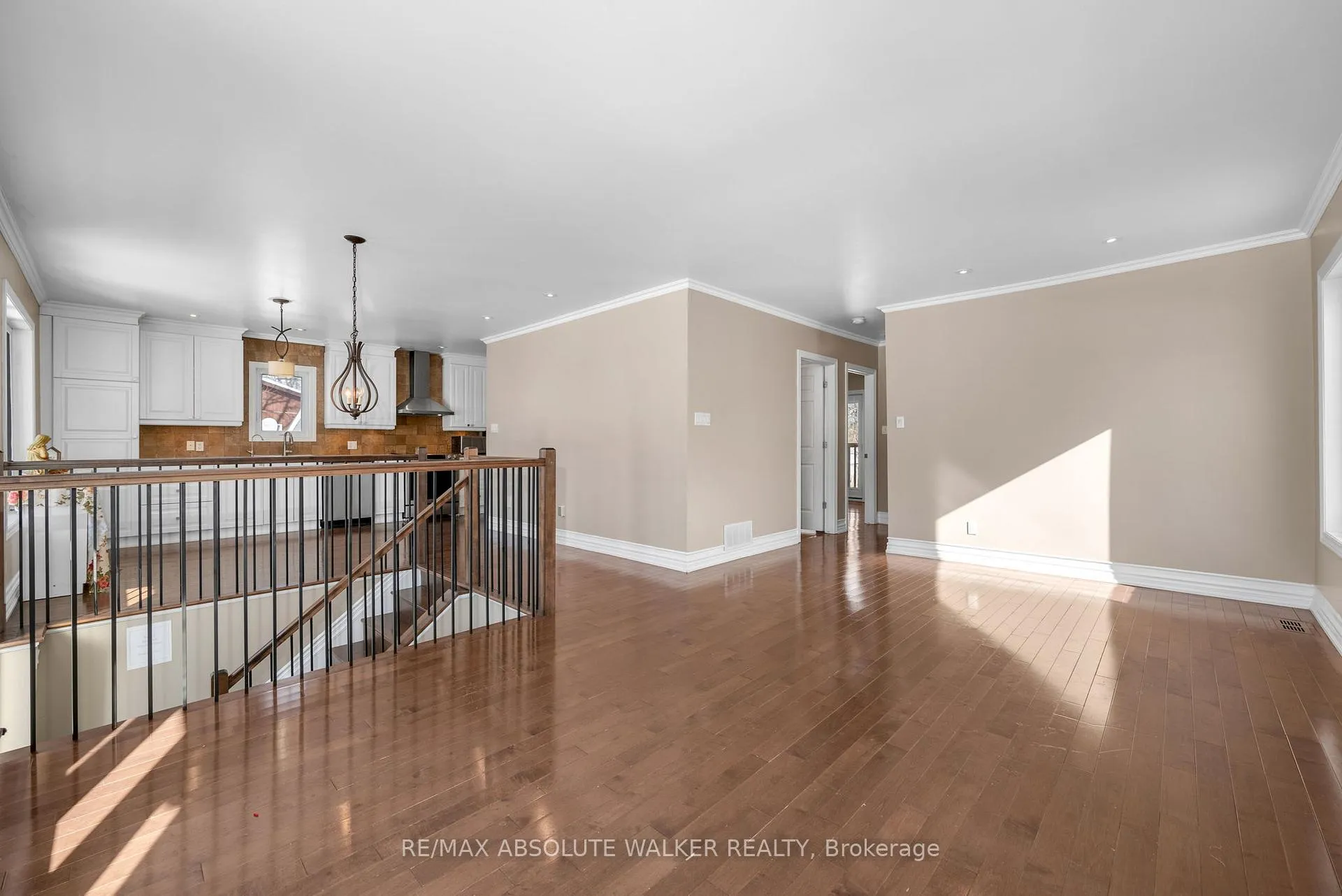 Photo 6 of 1095 Morin Road, Ottawa, Cumberland Estates — HOMEH