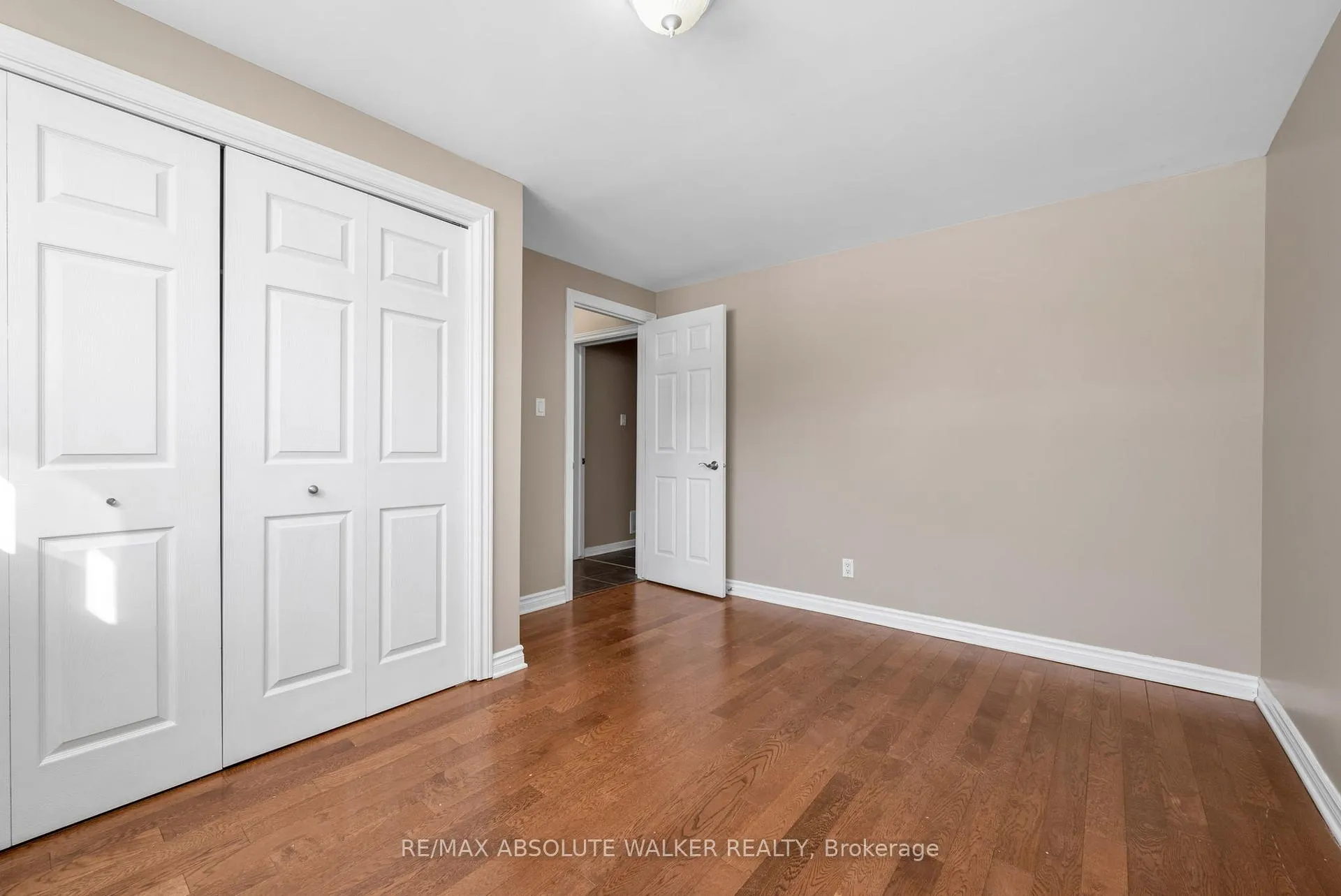 Photo 12 of 1095 Morin Road, Ottawa, Cumberland Estates — HOMEH