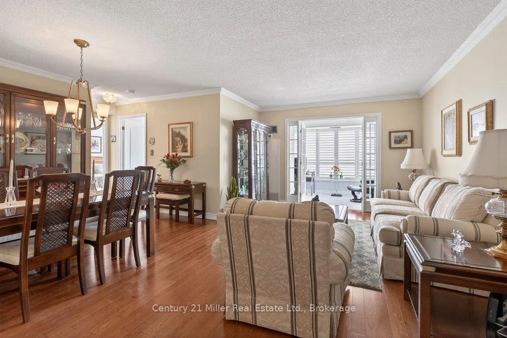 Photo 7 of Unit 1605, 1276 Maple Crossing Boulevard, Burlington, Brant — HOMEH