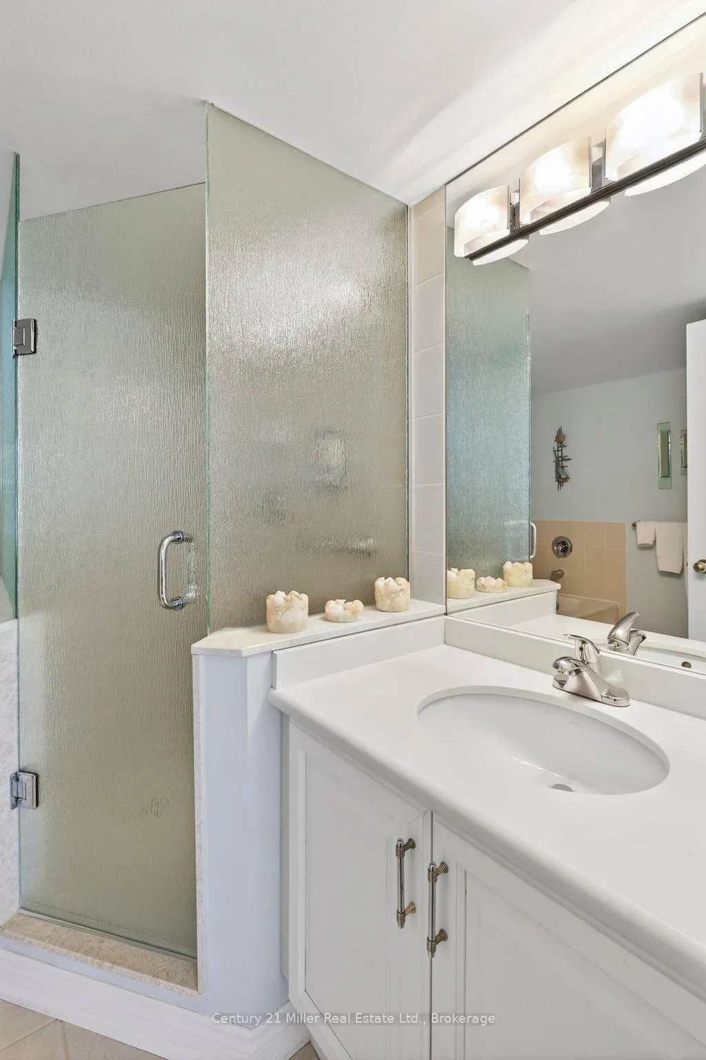 Photo 29 of Unit 1605, 1276 Maple Crossing Boulevard, Burlington, Brant — HOMEH