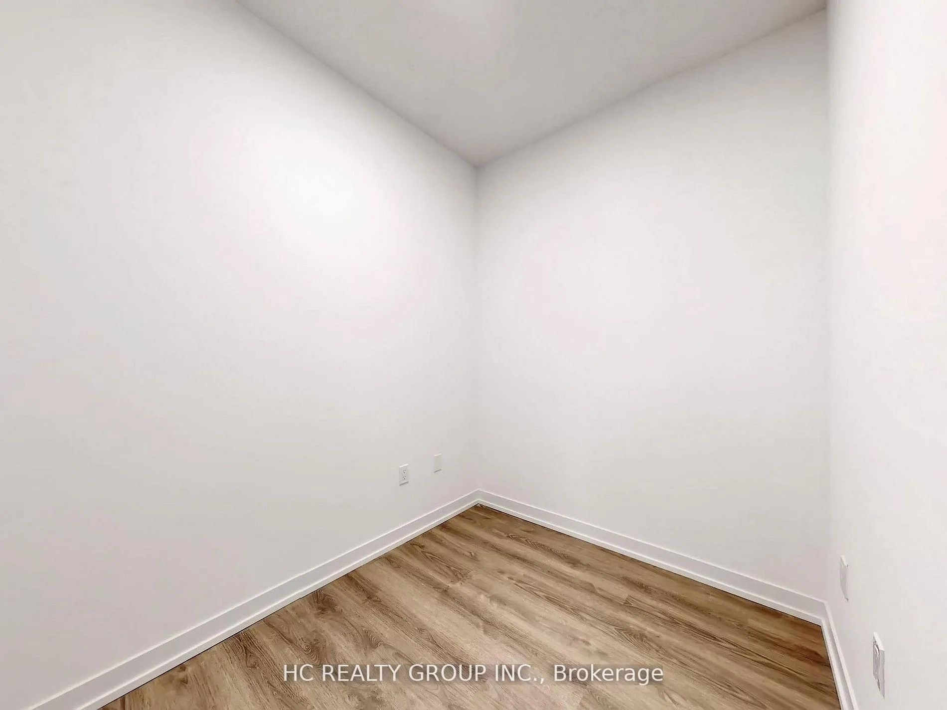 Photo 21 of Unit 6001, 8 Interchange Way, Vaughan, Vaughan Corporate Centre — HOMEH