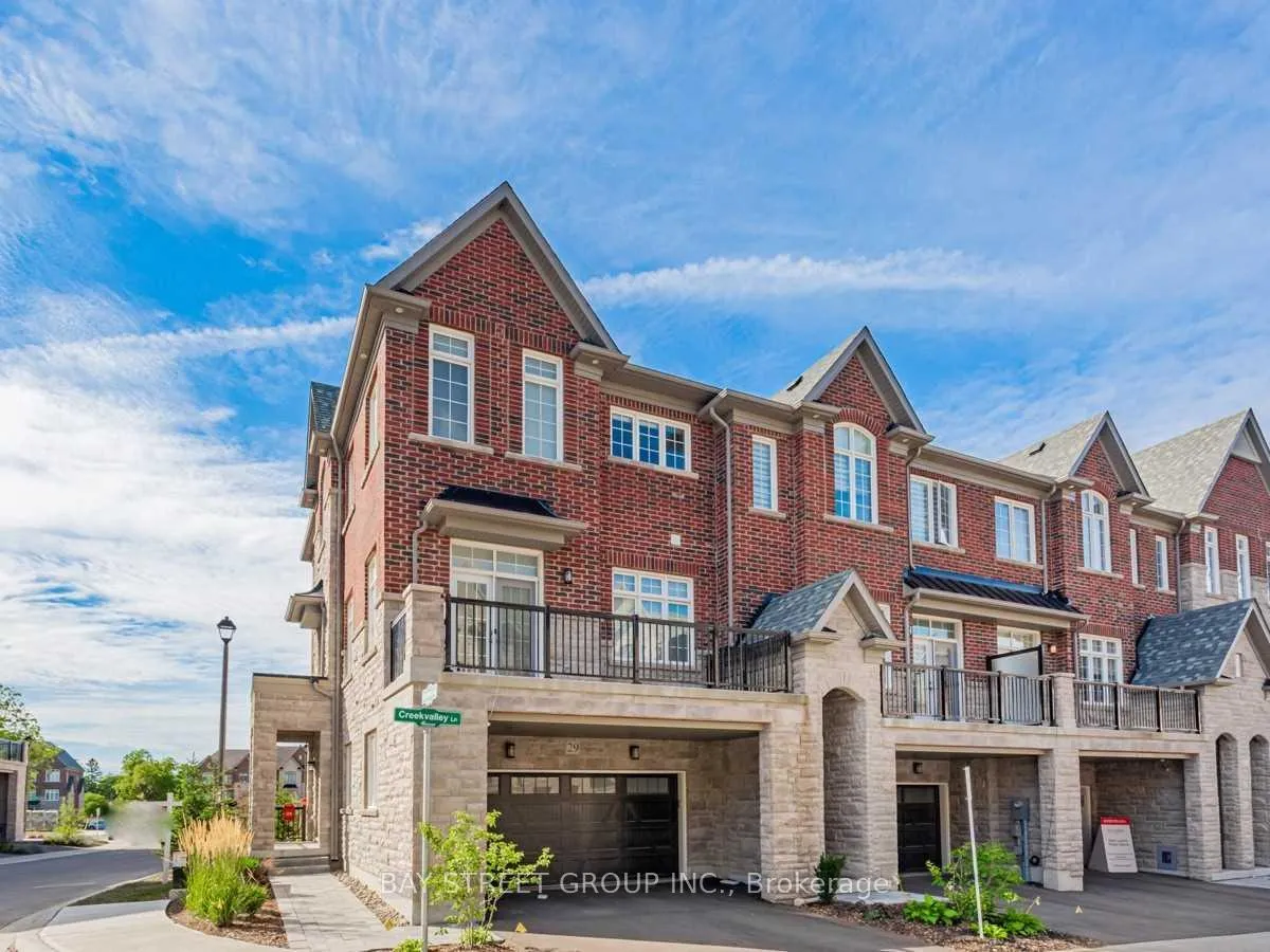 Photo 2 of 29 Creekvalley Lane, Markham, Angus Glen — HOMEH
