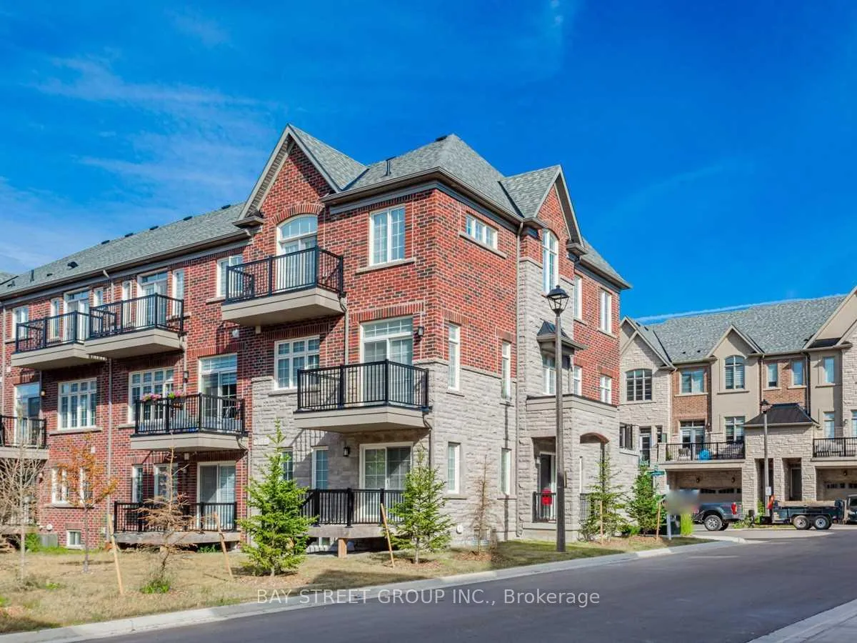 Photo 5 of 29 Creekvalley Lane, Markham, Angus Glen — HOMEH