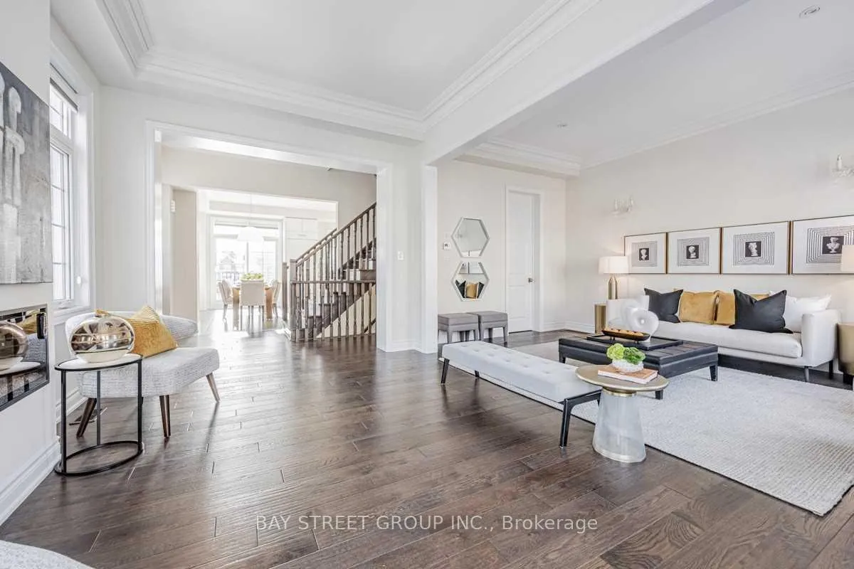 Photo 10 of 29 Creekvalley Lane, Markham, Angus Glen — HOMEH