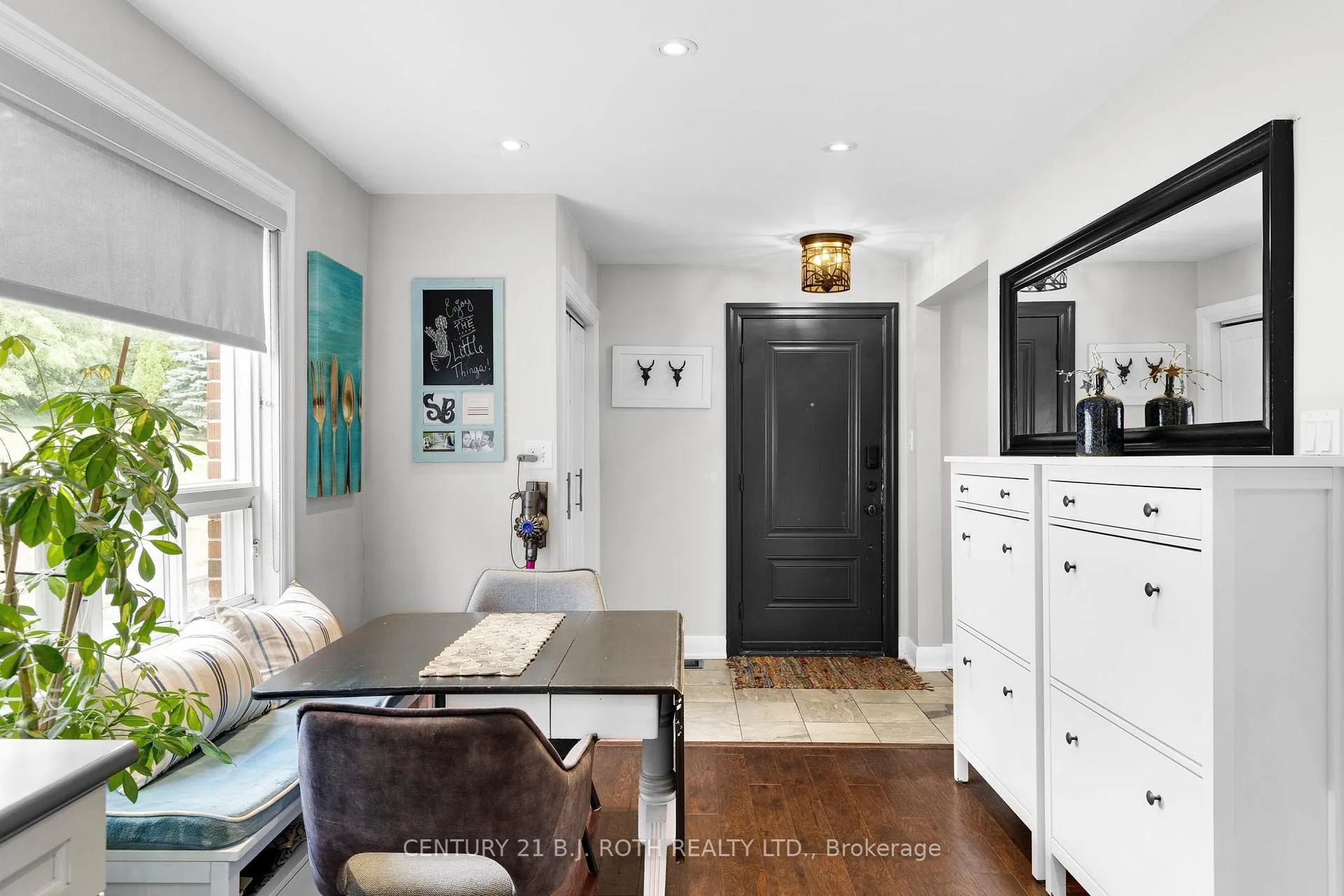 Photo 6 of 14 St Vincent Street, Barrie, North Shore — HOMEH