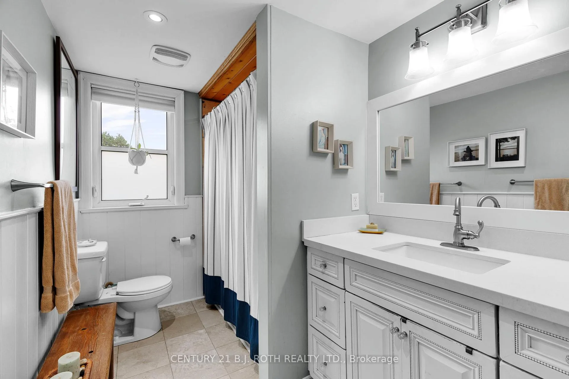 Photo 20 of 14 St Vincent Street, Barrie, North Shore — HOMEH