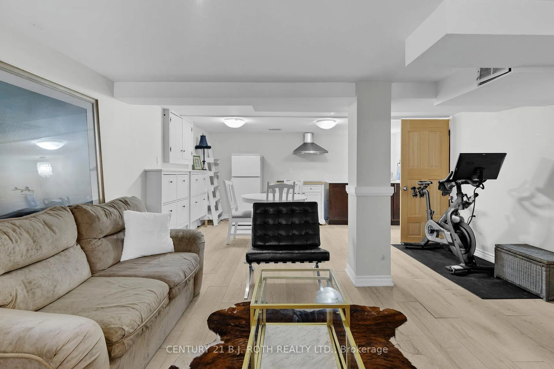 Photo 23 of 14 St Vincent Street, Barrie, North Shore — HOMEH