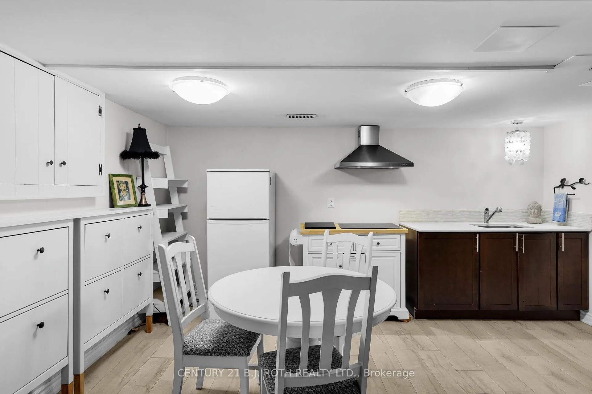 Photo 25 of 14 St Vincent Street, Barrie, North Shore — HOMEH