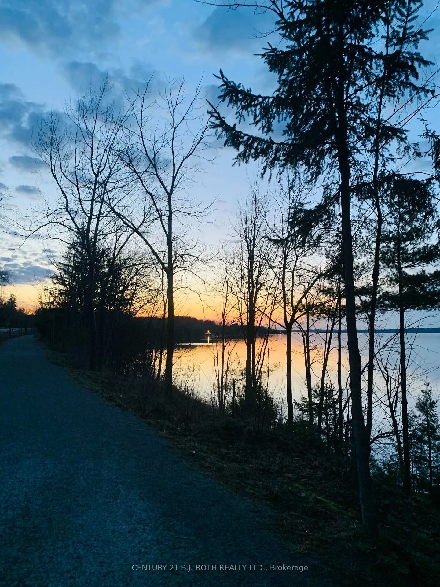 Photo 43 of 14 St Vincent Street, Barrie, North Shore — HOMEH
