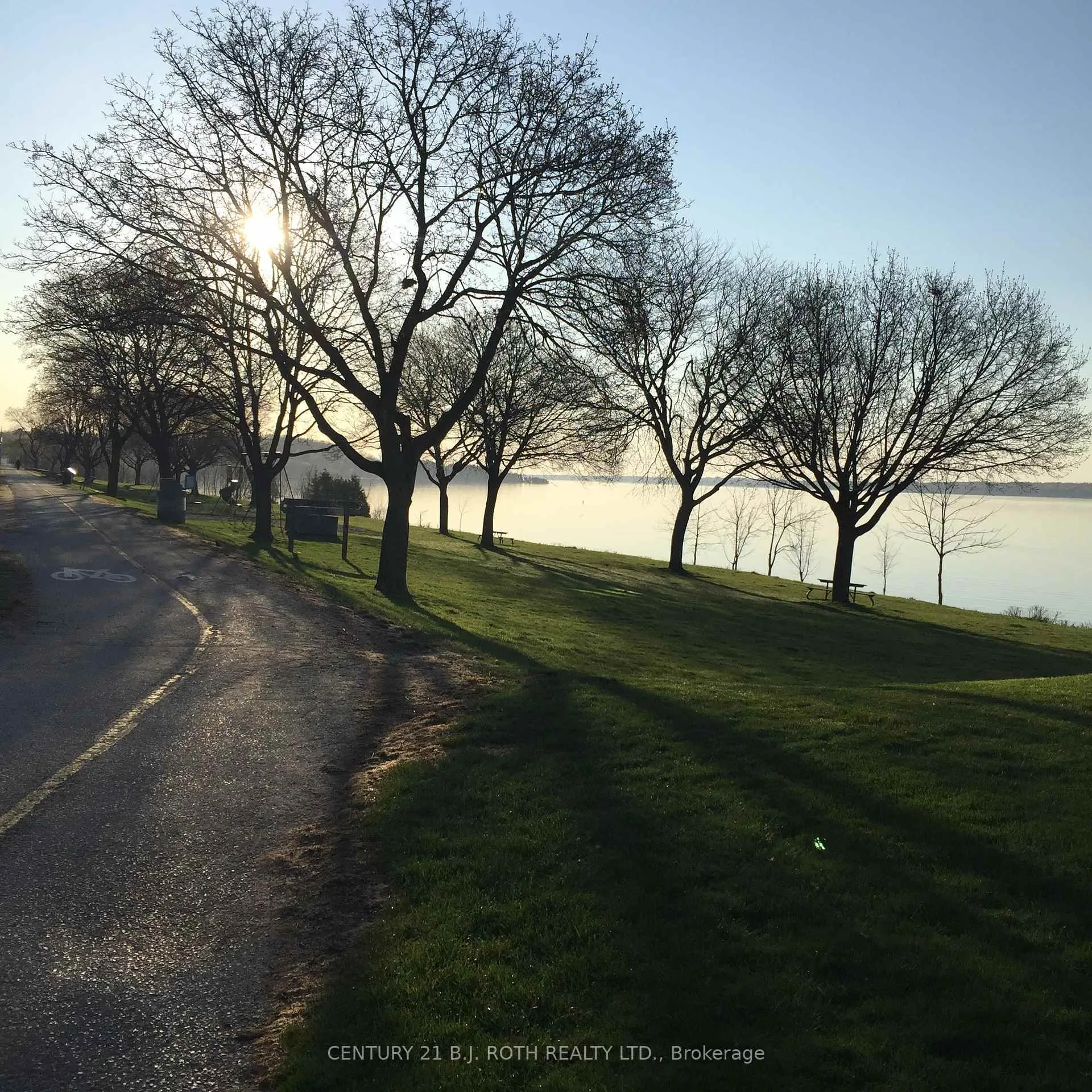 Photo 45 of 14 St Vincent Street, Barrie, North Shore — HOMEH