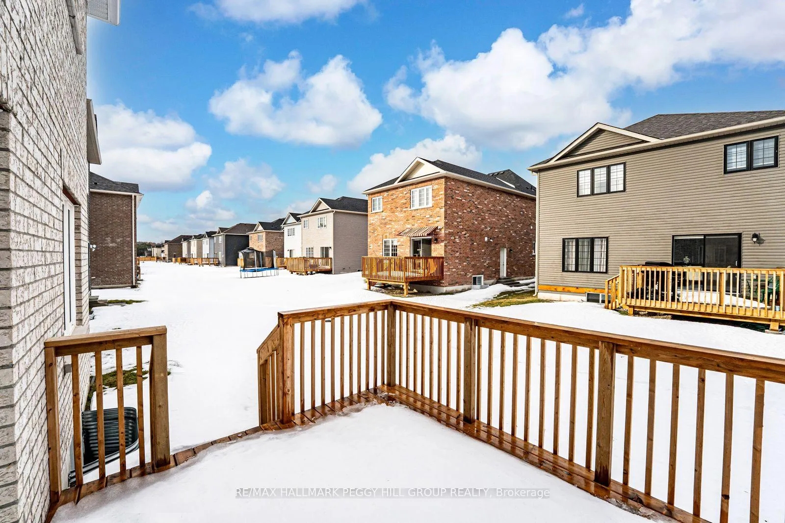 Photo 12 of 244 McKenzie Drive, Clearview, Stayner — HOMEH