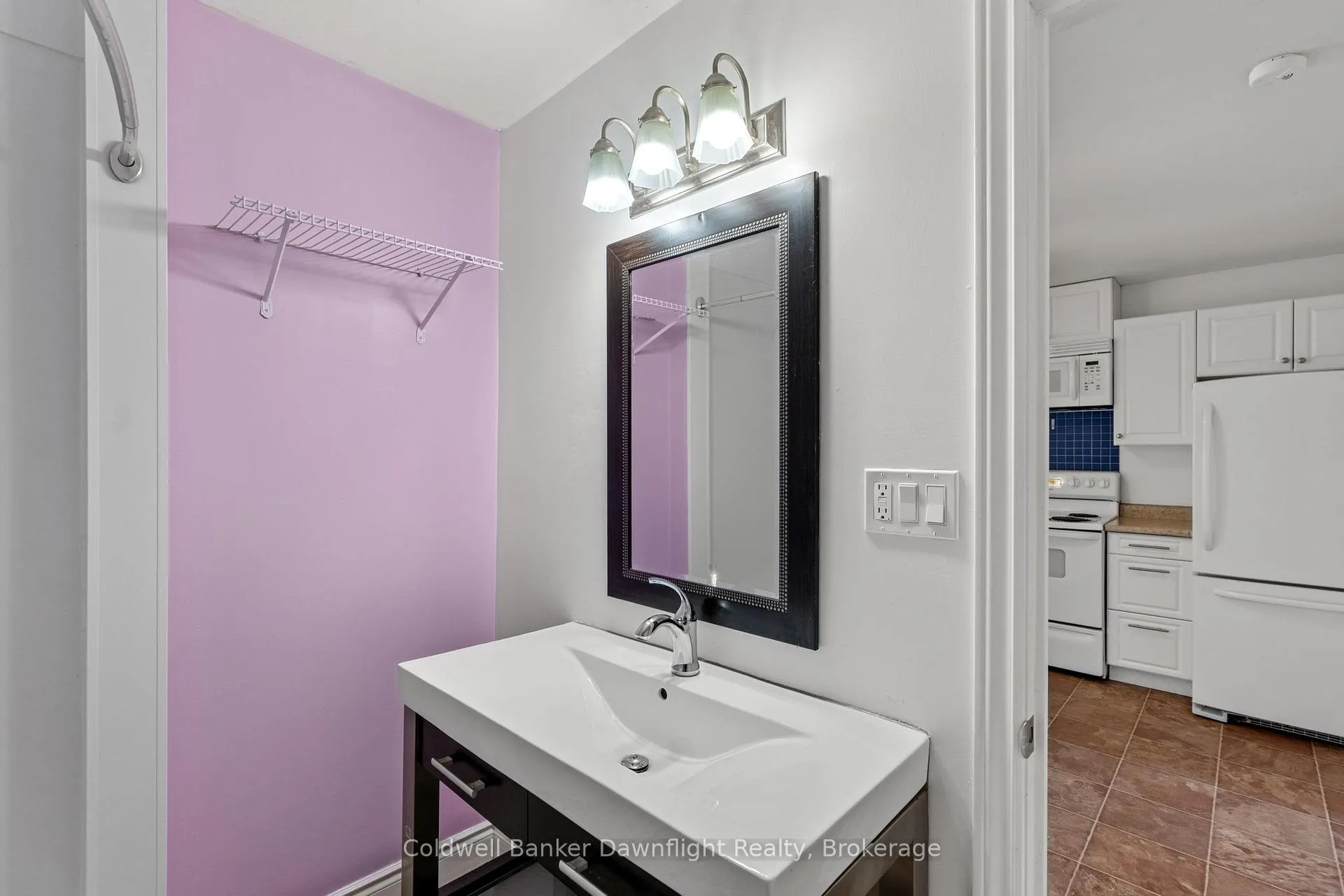 Photo 6 of Unit 3, 3-437 Main Street, South Huron, Exeter — HOMEH