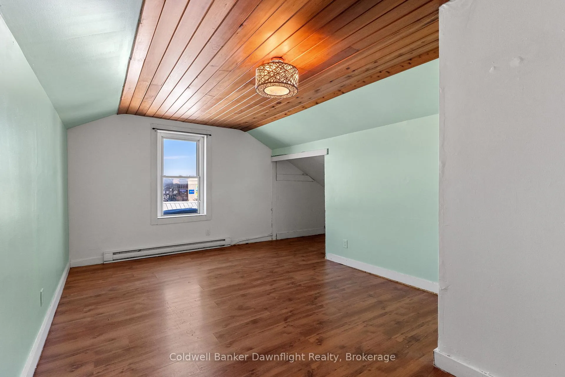 Photo 14 of Unit 3, 3-437 Main Street, South Huron, Exeter — HOMEH