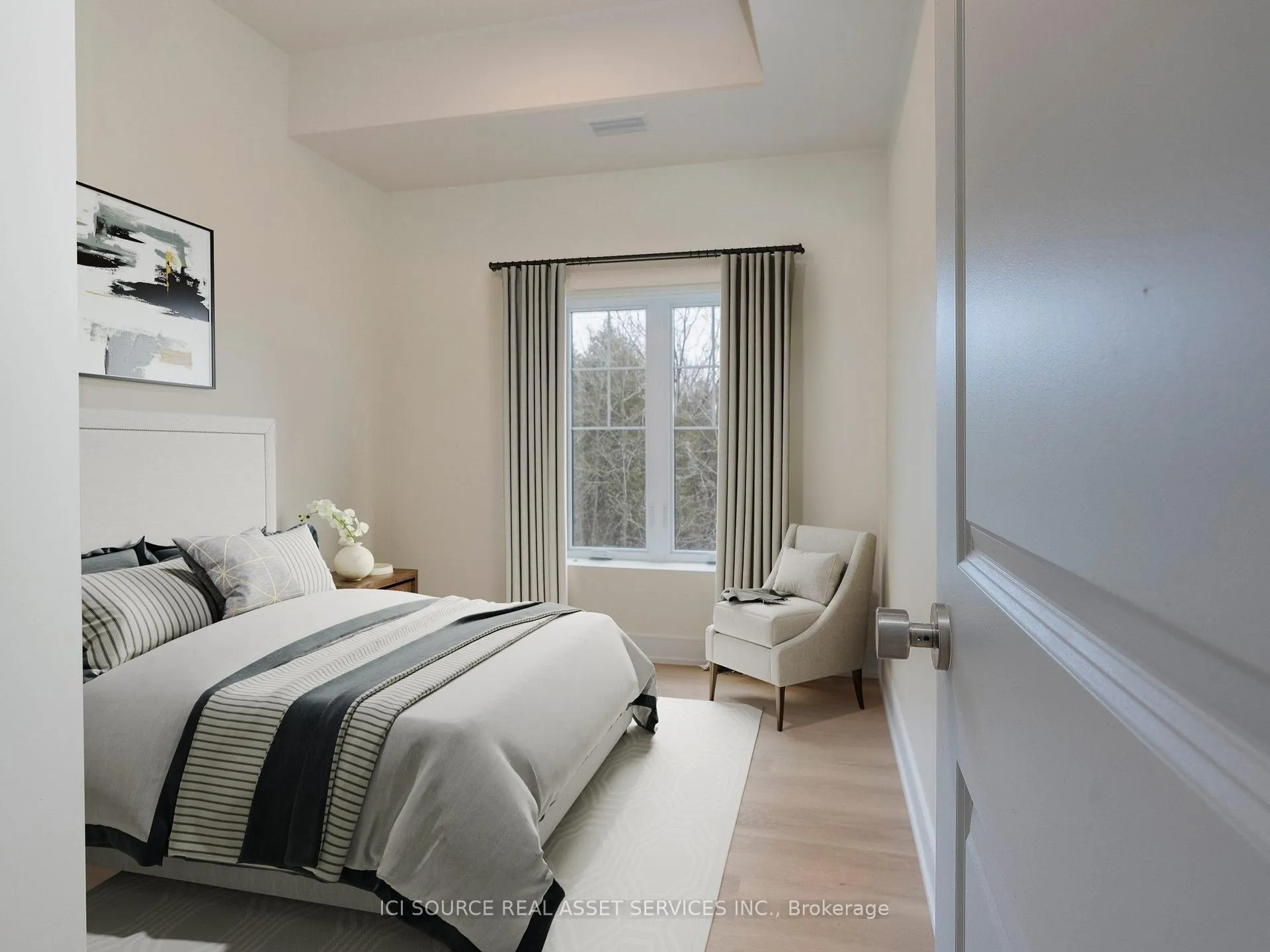 Photo 4 of Unit 217, 121 Mary Street, Clearview, Creemore — HOMEH