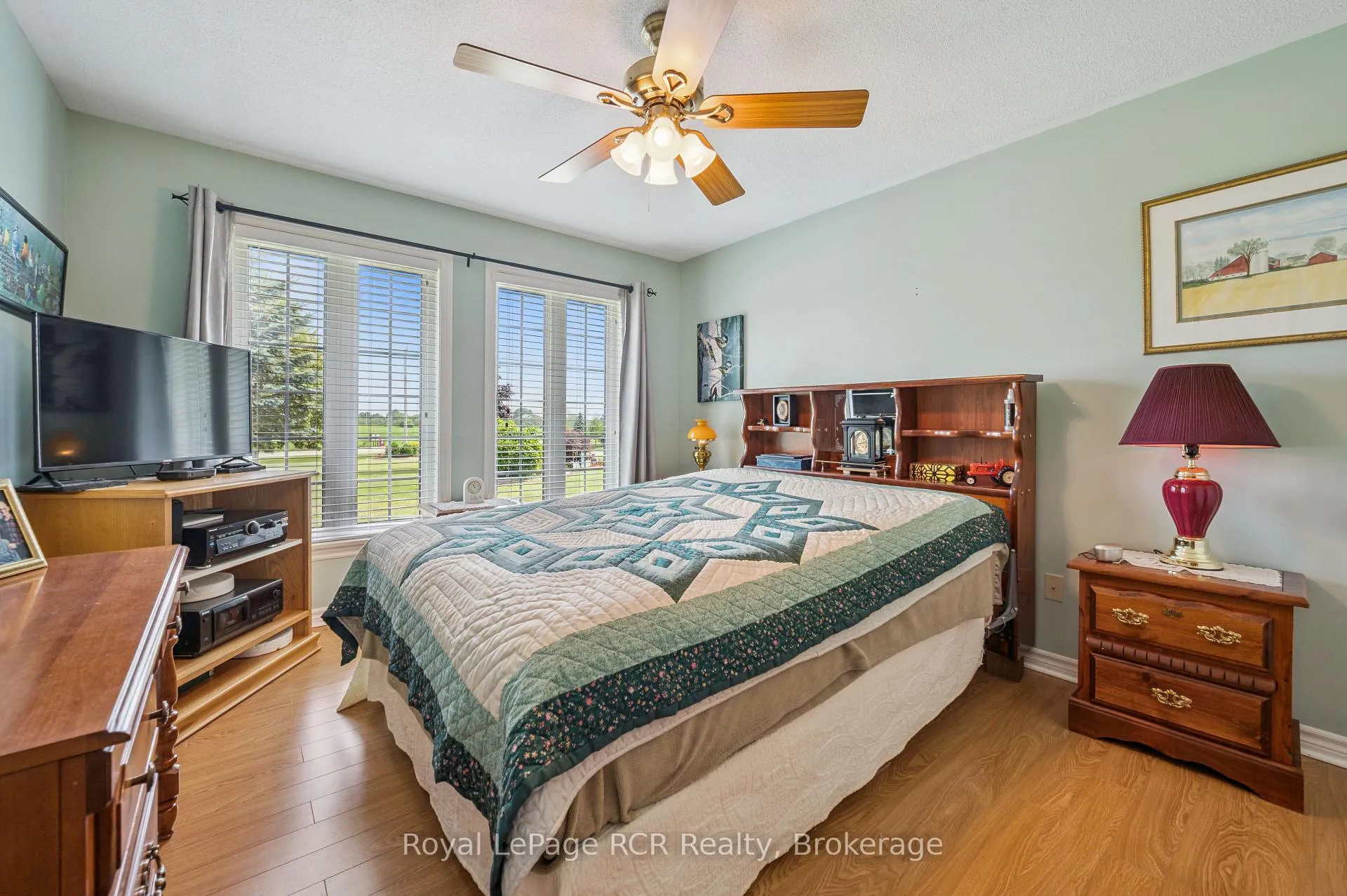 Photo 33 of 2 Murray Way, Minto — HOMEH