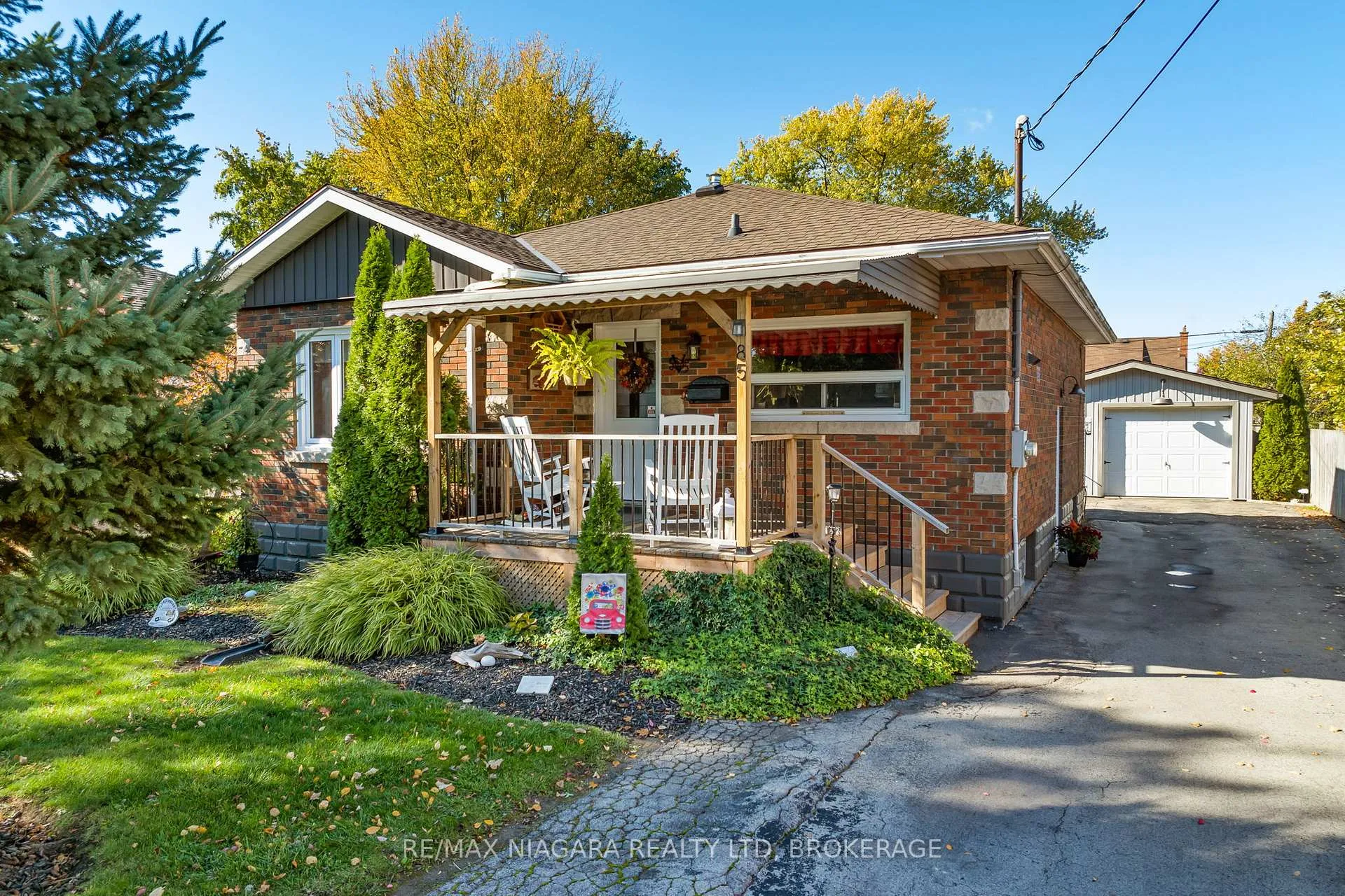 Photo 4 of 85 Golden Boulevard W, Welland, Lincoln/Crowland — HOMEH