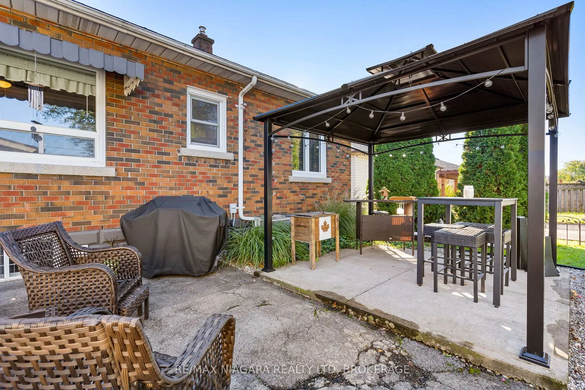 Photo 6 of 85 Golden Boulevard W, Welland, Lincoln/Crowland — HOMEH