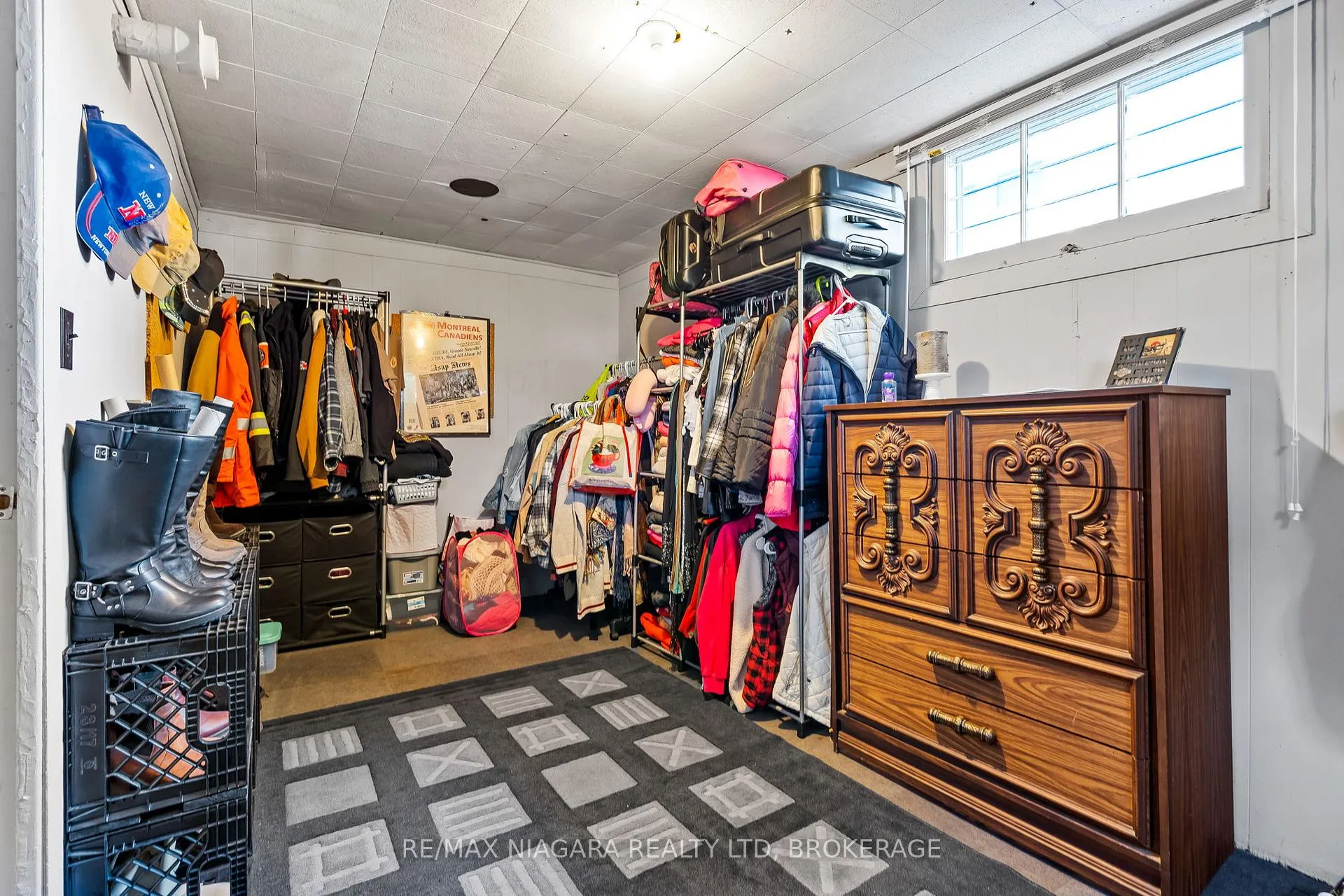Photo 28 of 85 Golden Boulevard W, Welland, Lincoln/Crowland — HOMEH