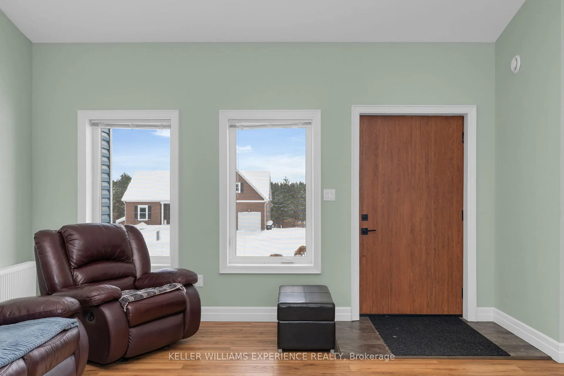 Photo 2 of 24 Rue Helene, Tiny, Lafontaine — HOMEH