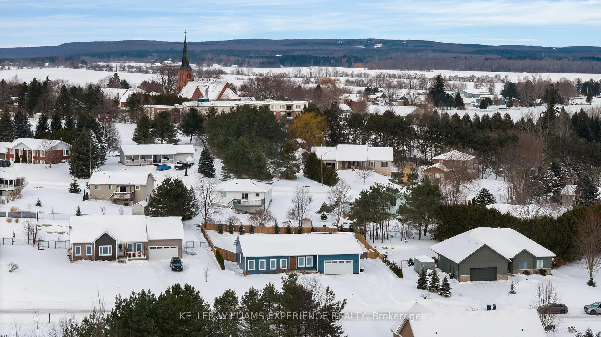 Photo 19 of 24 Rue Helene, Tiny, Lafontaine — HOMEH