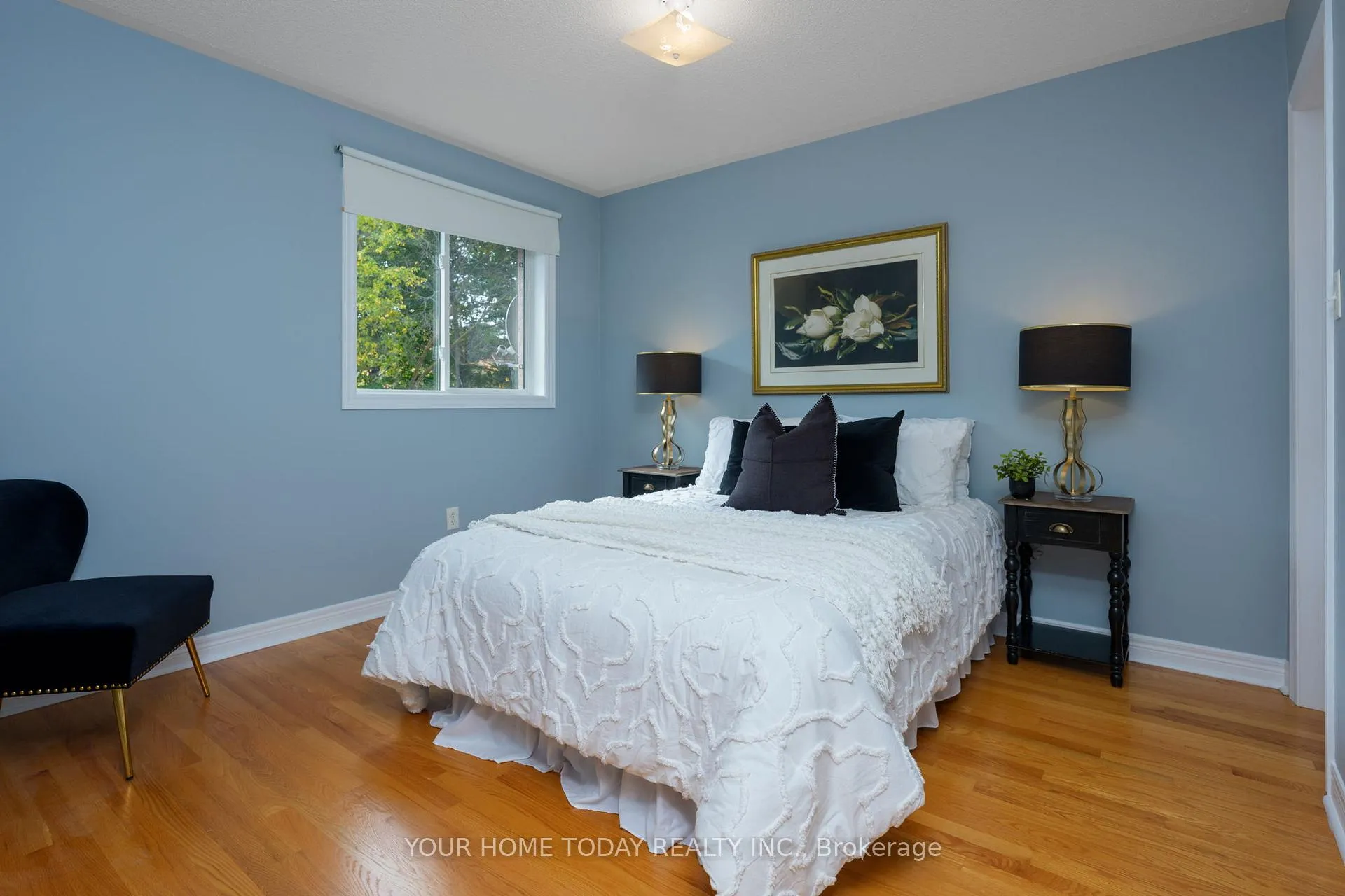 Photo 30 of 114 Russell Street, Halton Hills, Georgetown — HOMEH
