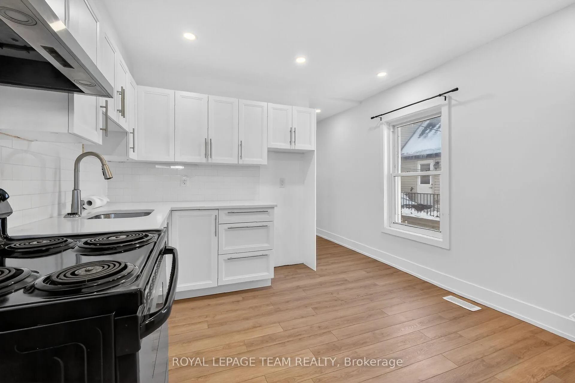 Photo 6 of Unit 2, 169 Florence Street, Ottawa, Ottawa Centre — HOMEH