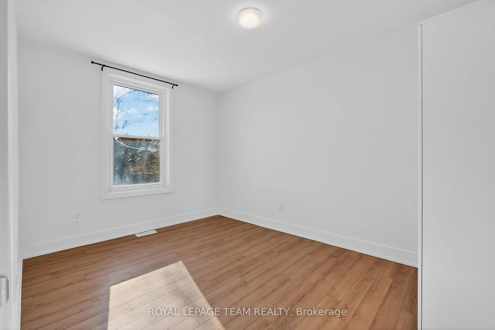 Photo 9 of Unit 2, 169 Florence Street, Ottawa, Ottawa Centre — HOMEH