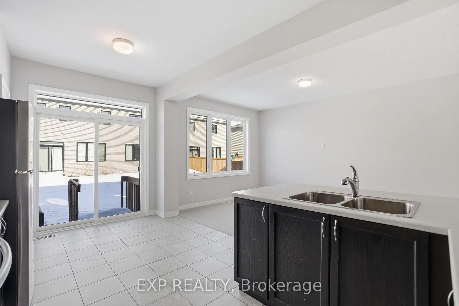 Photo 6 of 714 Derreen Avenue, Ottawa, Stittsville (North) — HOMEH