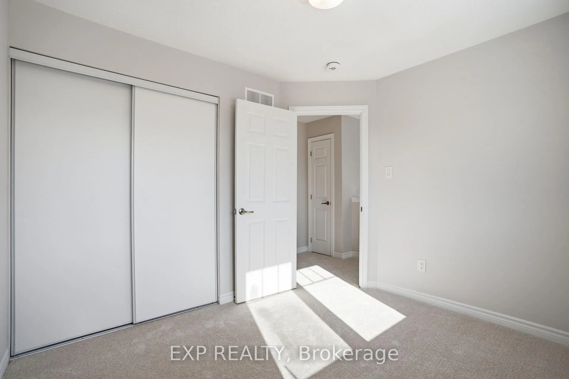 Photo 22 of 714 Derreen Avenue, Ottawa, Stittsville (North) — HOMEH