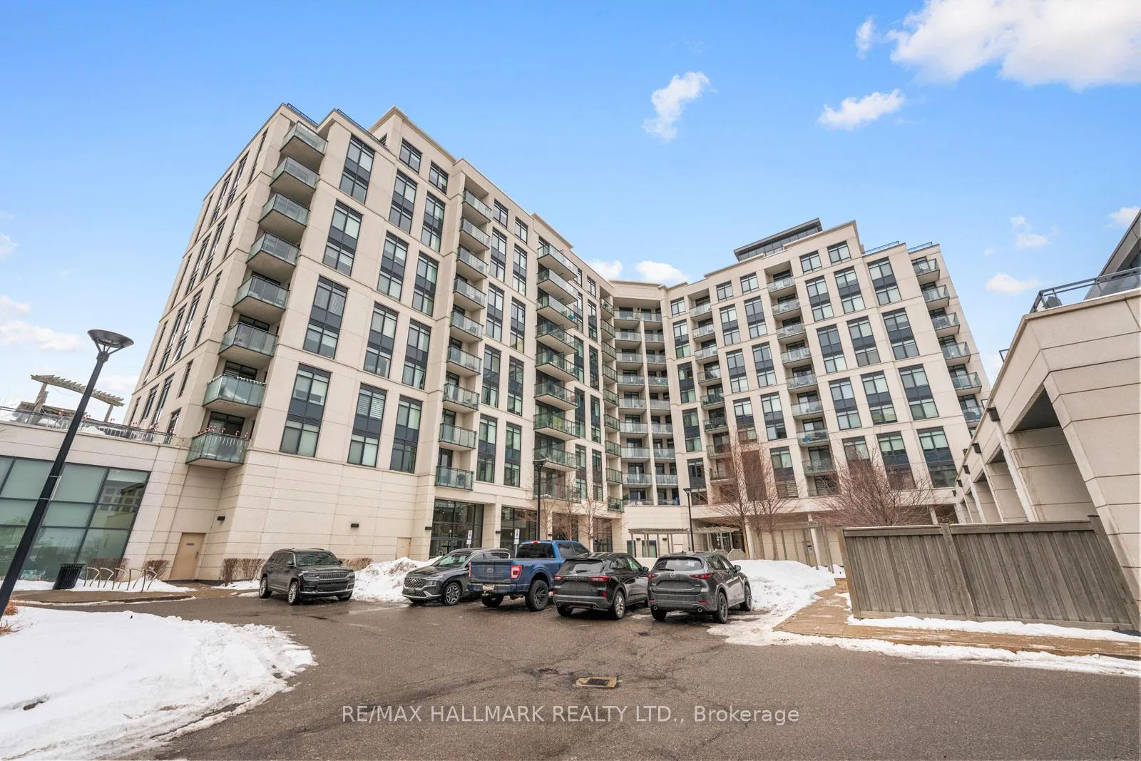 Photo 1 of Unit 902, 12 Woodstream Boulevard, Vaughan, Vaughan Grove — HOMEH