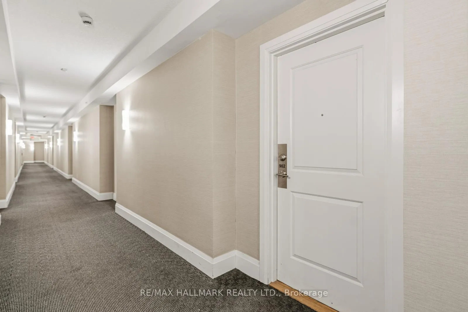 Photo 8 of Unit 902, 12 Woodstream Boulevard, Vaughan, Vaughan Grove — HOMEH