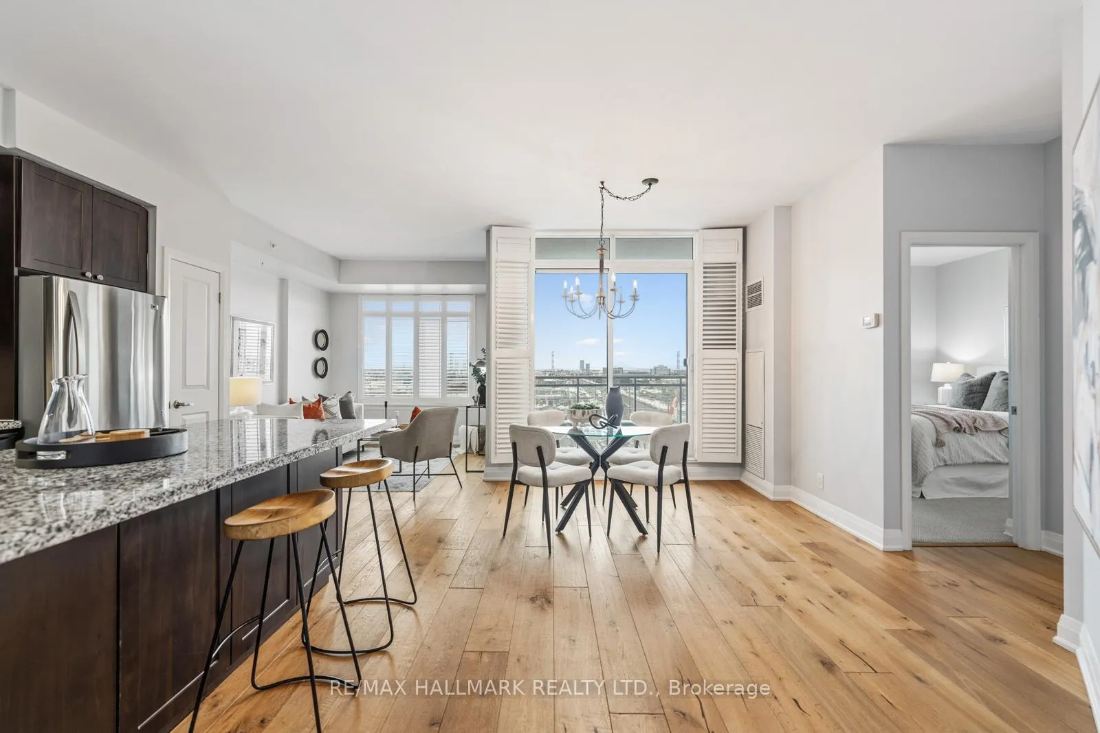 Photo 14 of Unit 902, 12 Woodstream Boulevard, Vaughan, Vaughan Grove — HOMEH