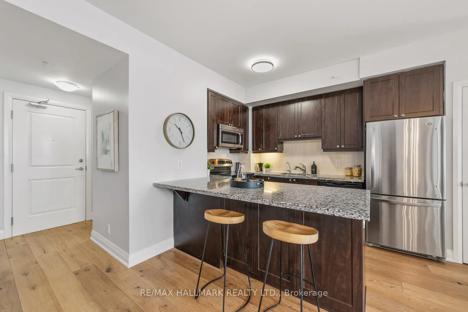 Photo 18 of Unit 902, 12 Woodstream Boulevard, Vaughan, Vaughan Grove — HOMEH