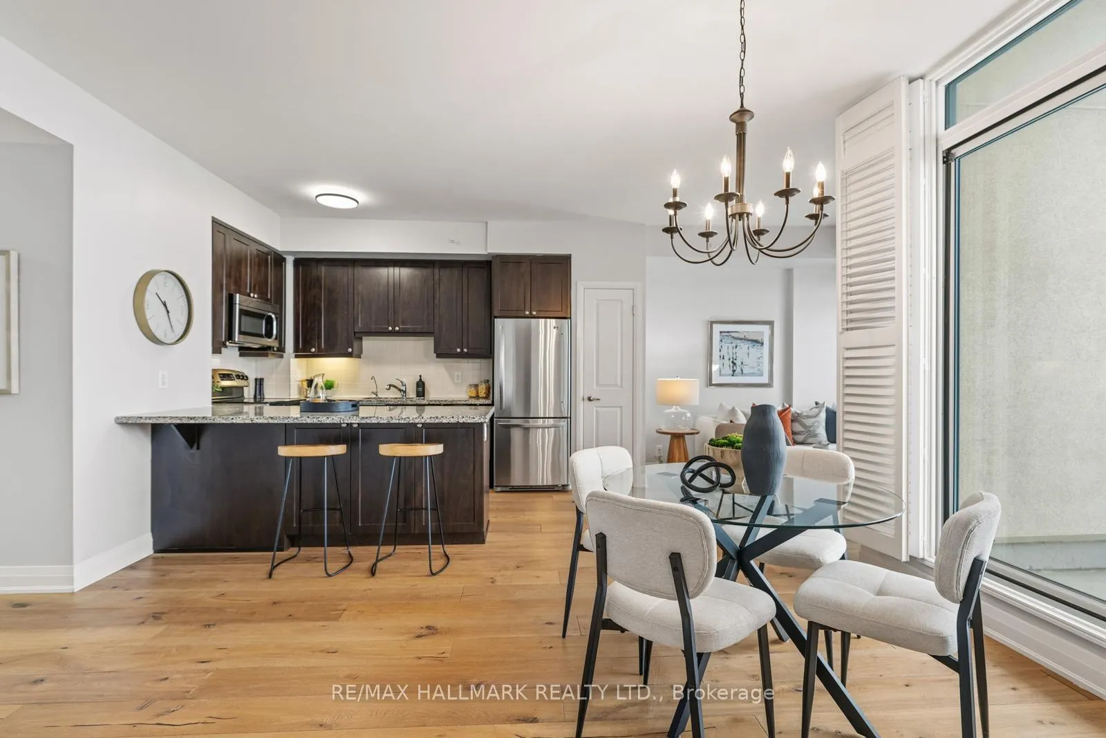 Photo 27 of Unit 902, 12 Woodstream Boulevard, Vaughan, Vaughan Grove — HOMEH