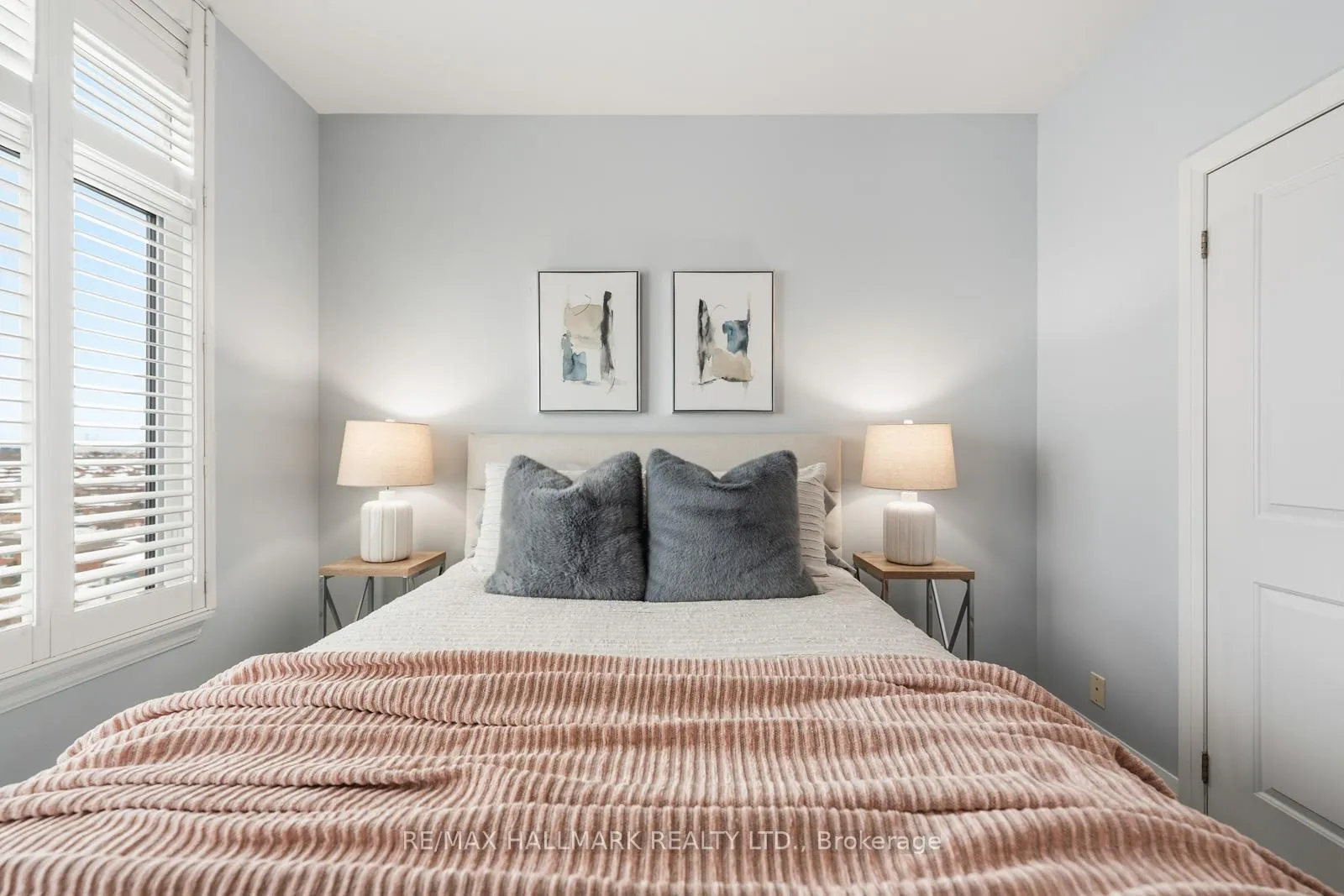 Photo 33 of Unit 902, 12 Woodstream Boulevard, Vaughan, Vaughan Grove — HOMEH