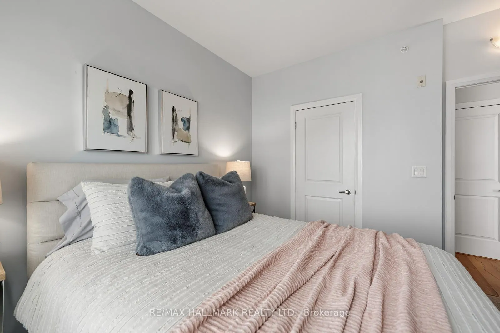 Photo 34 of Unit 902, 12 Woodstream Boulevard, Vaughan, Vaughan Grove — HOMEH
