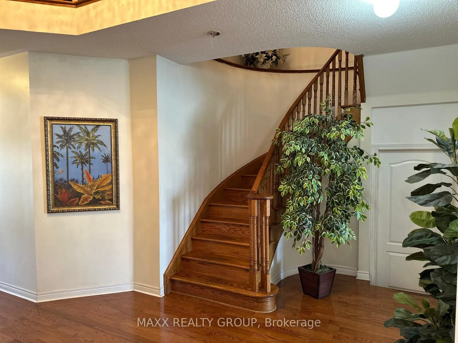 Photo 12 of 36 Beckenham Road, Brampton, Bram East — HOMEH