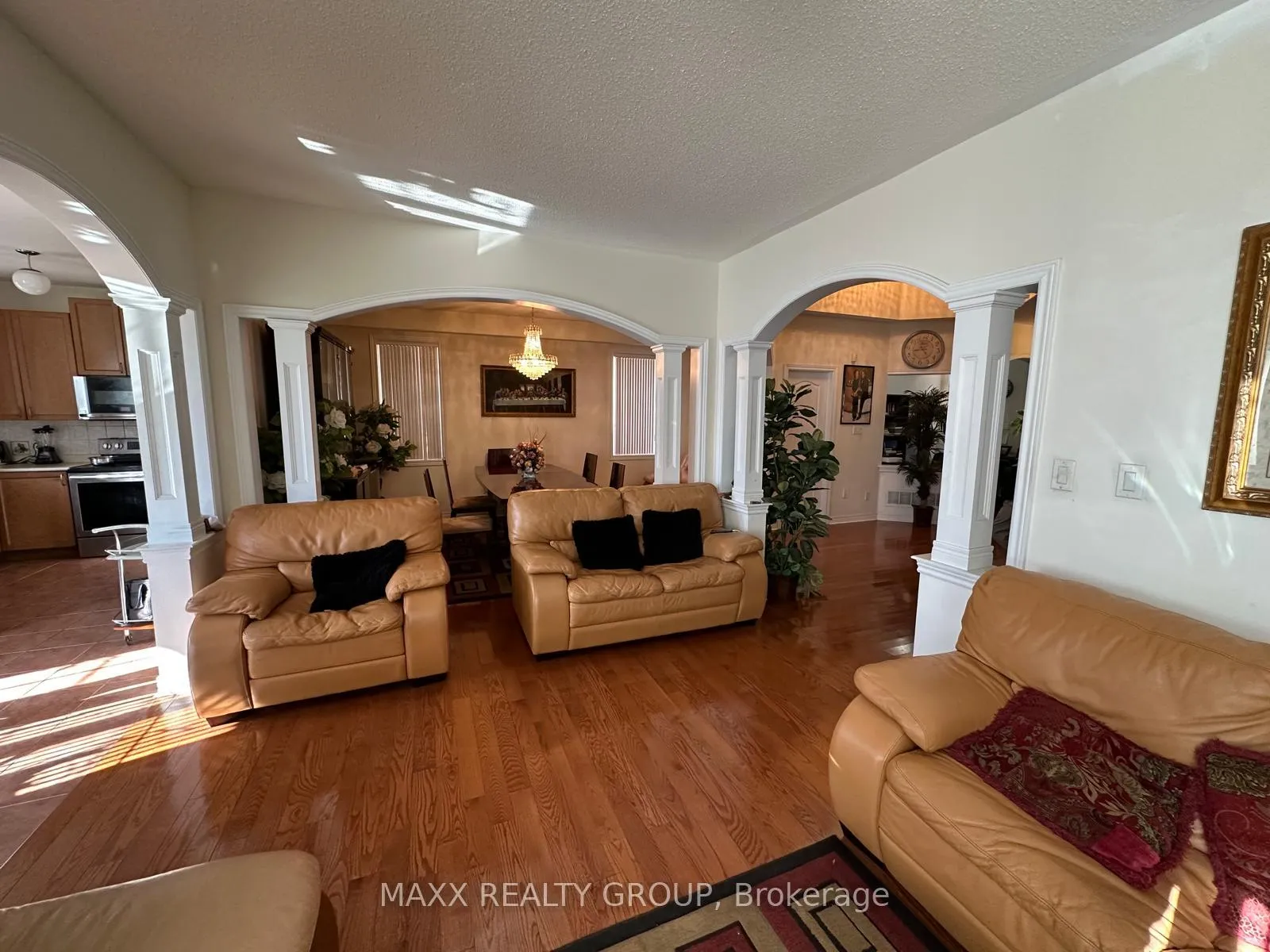 Photo 19 of 36 Beckenham Road, Brampton, Bram East — HOMEH