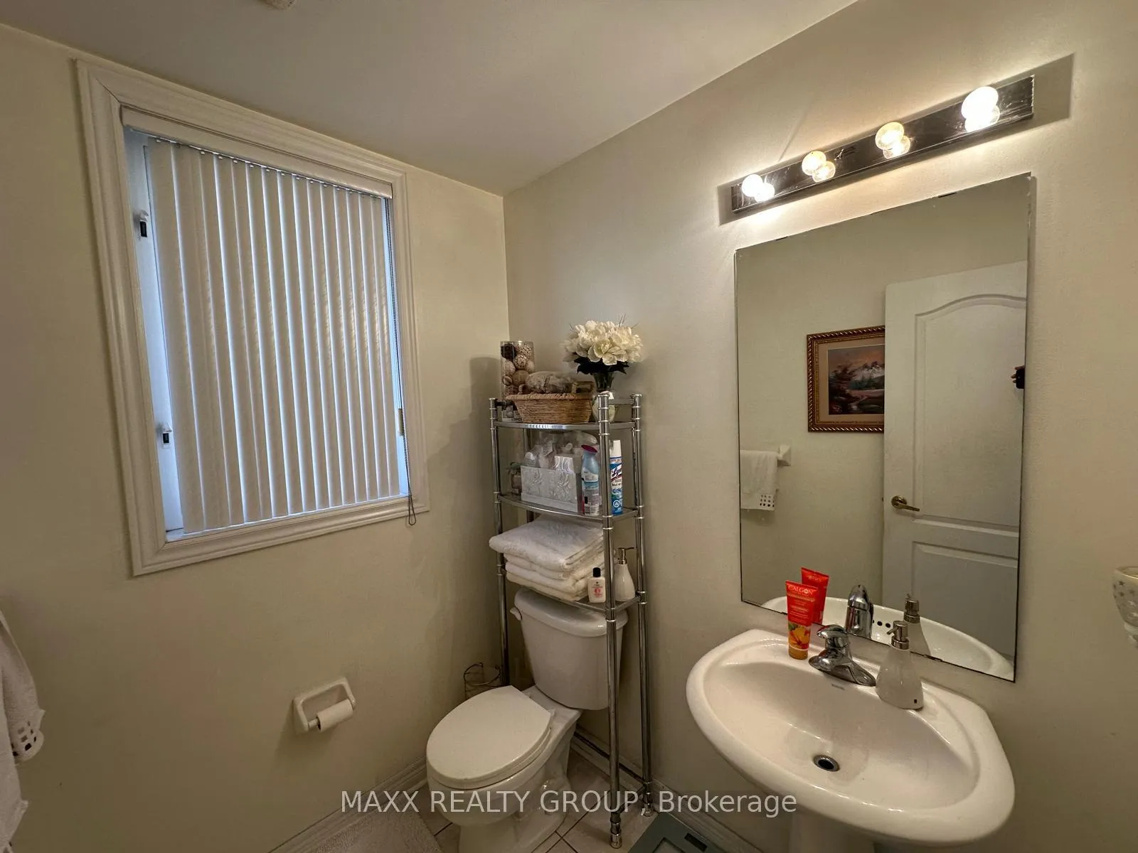 Photo 32 of 36 Beckenham Road, Brampton, Bram East — HOMEH